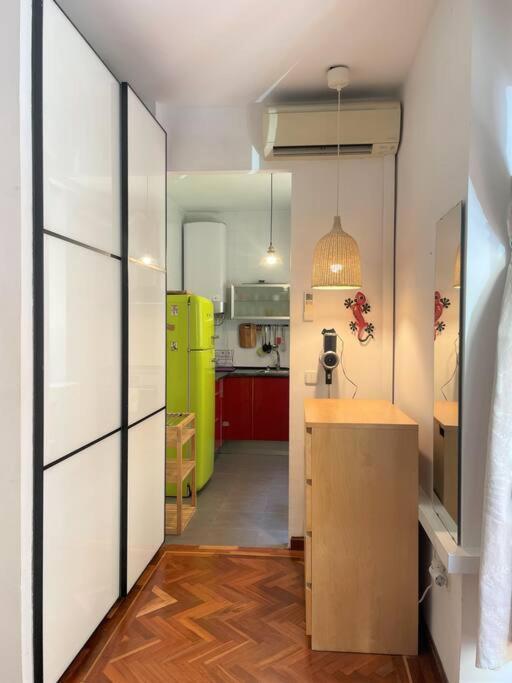 Exclusivo Y Acogedor Apartamento Con Balcon En Chueca, Con Aire Acondicionado Y Calefaccion Madrid Exterior photo