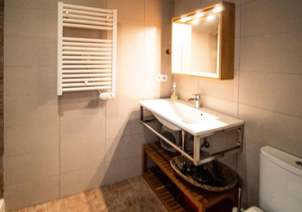 Exclusivo Y Acogedor Apartamento Con Balcon En Chueca, Con Aire Acondicionado Y Calefaccion Madrid Exterior photo
